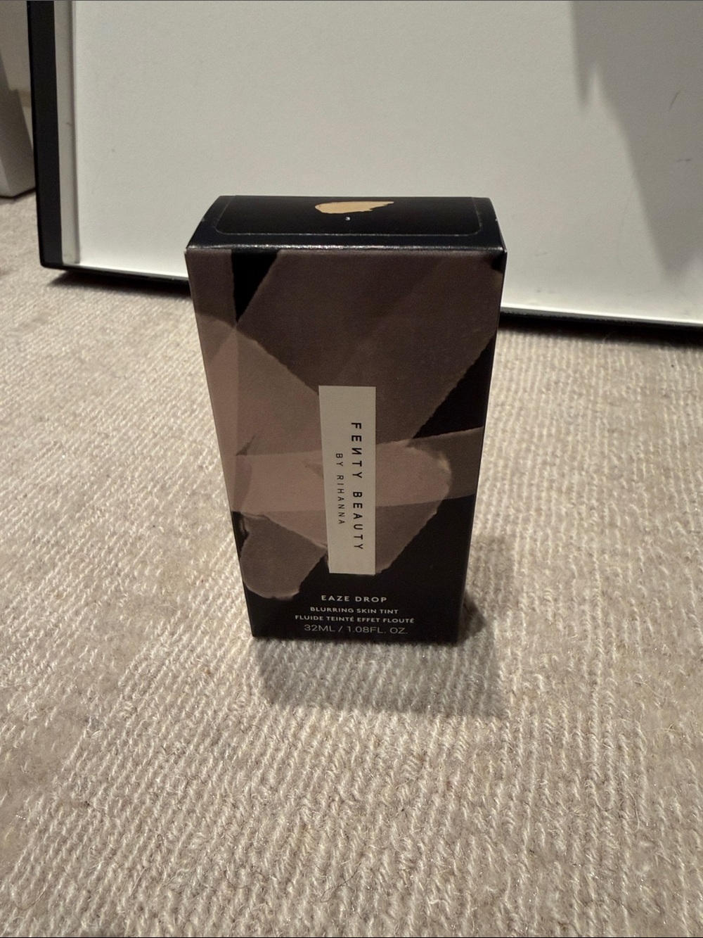 NEW UNOPENED - Fenty Beauty Eaze Drop Blurring Skin Tint - Shade 3